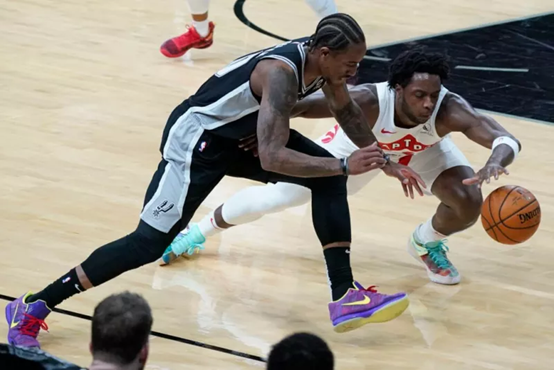 在东京站半 在东京站半