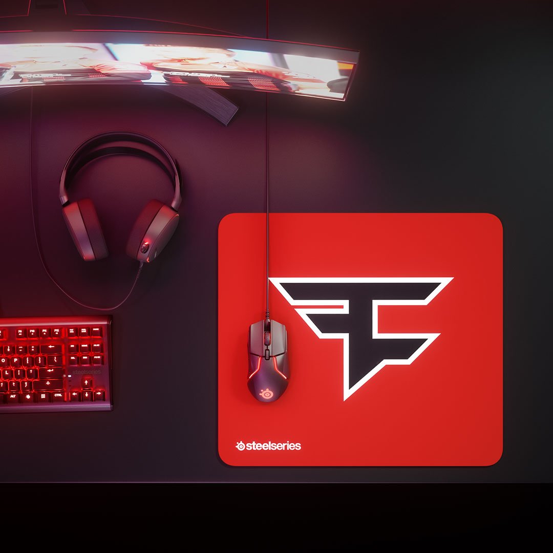 五后卫低位 五后卫低位